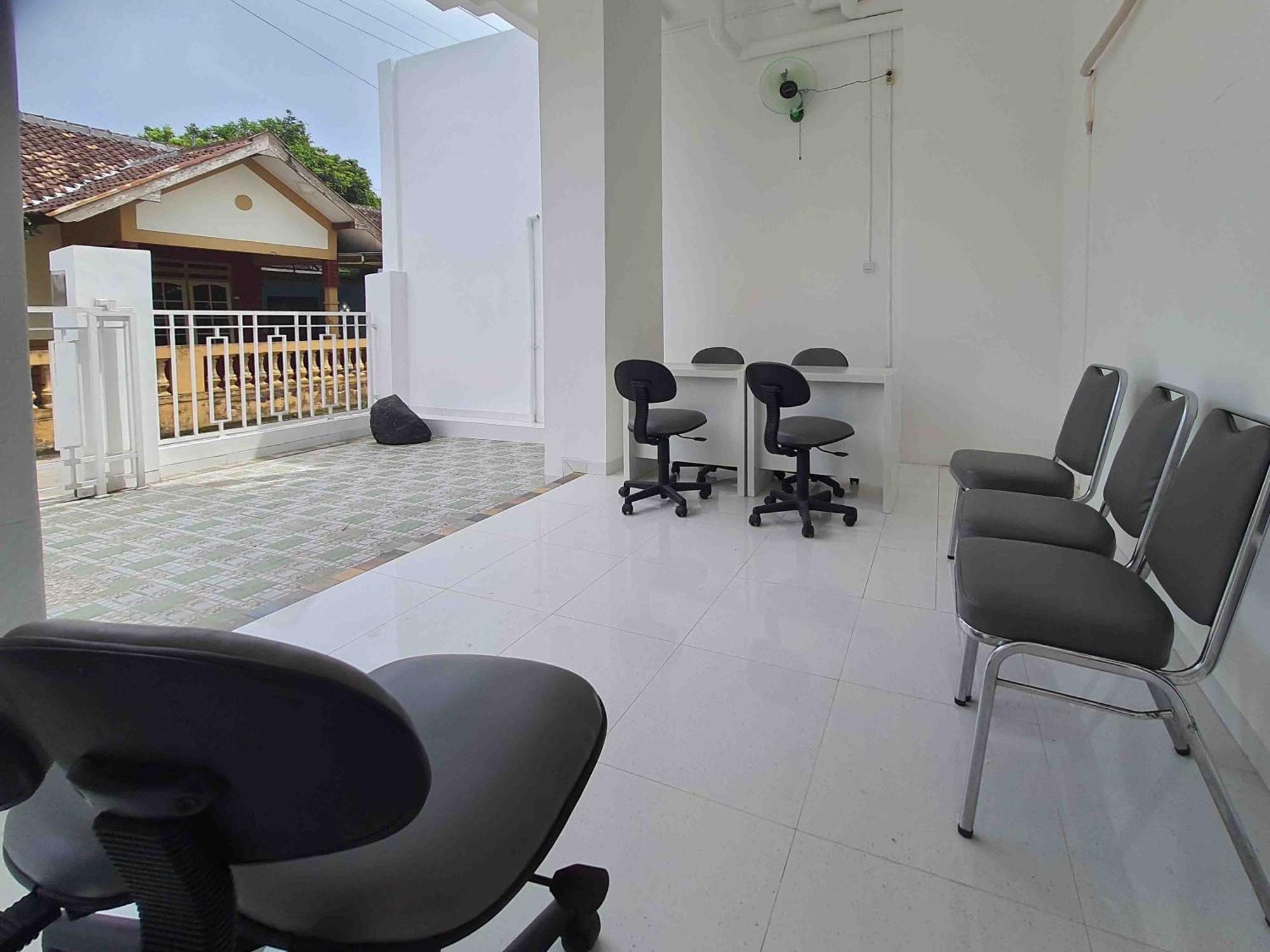 Reddoorz Syariah At Jalan Godean Hotel Ngabean Kültér fotó