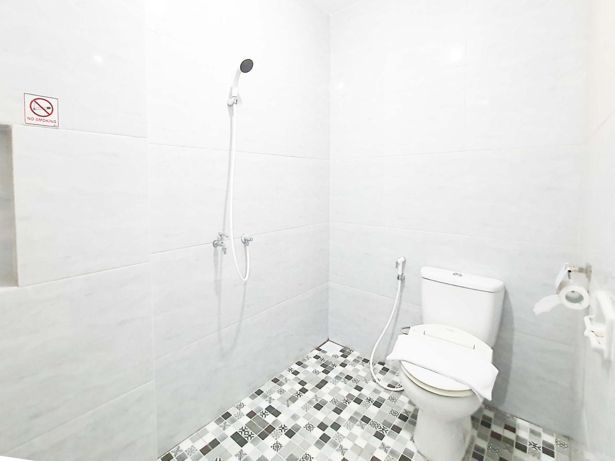 Reddoorz Syariah At Jalan Godean Hotel Ngabean Kültér fotó